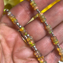 Load image into Gallery viewer, Ethiopian Opal Bead Bracelet - elastic
