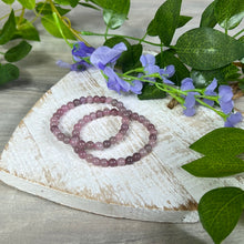 Load image into Gallery viewer, Lavender Rose 6mm Bead Bracelet
