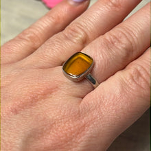 Load image into Gallery viewer, Amber 925 Sterling Silver Ring -  Size S
