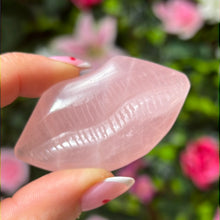 Load image into Gallery viewer, Rose Quartz Lips
