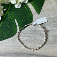 Load image into Gallery viewer, Freshwater Pearl 925 Sterling Silver Elastic Bracelet - 18 Pearls
