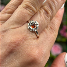 Load image into Gallery viewer, Amber Daisy Flower 925 Sterling Silver Ring - Size O 1/2 - P
