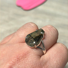 Load image into Gallery viewer, Prehnite &amp; Epidote Coffin 925 Sterling Silver Ring - Size Q 1/2
