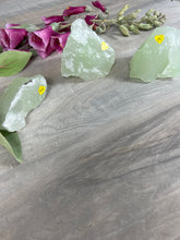 Load image into Gallery viewer, Raw Green Calcite
