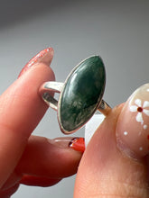 Load image into Gallery viewer, Moss Agate 925 Sterling Silver Ring - Size Q
