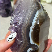 Load image into Gallery viewer, A Amethyst Agate Tower Points
