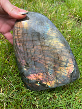 Load image into Gallery viewer, Beautiful 2.5KG Statement Purple Labradorite Lab freeform
