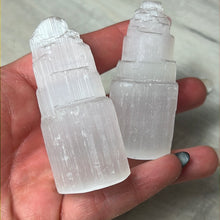 Load image into Gallery viewer, Small Selenite Tower 5cm
