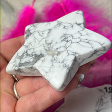 Load image into Gallery viewer, Large White Howlite Puff Chunky Star
