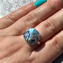 Load image into Gallery viewer, Abalone Shell 925 Silver Ring -  Size N - N 1/2
