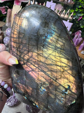 Load image into Gallery viewer, Beautiful 2.5KG Statement Purple Labradorite Lab freeform
