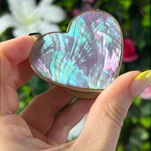 Load image into Gallery viewer, Abalone Shell Heart Phone Pop Sock Socket
