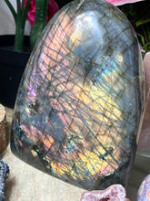 Load image into Gallery viewer, Beautiful 2.5KG Statement Purple Labradorite Lab freeform
