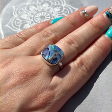 Load image into Gallery viewer, Abalone Shell 925 Silver Ring -  Size N - N 1/2
