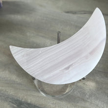 Load image into Gallery viewer, Plastic Perspex Silver Arm Display Stand - moon heart slice (round circle base)
