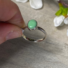 Load image into Gallery viewer, Chrysoprase 925 Sterling Silver Ring -  Size P 1/2
