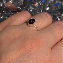 Load image into Gallery viewer, Dainty Garnet 925 Silver Ring -  Size M
