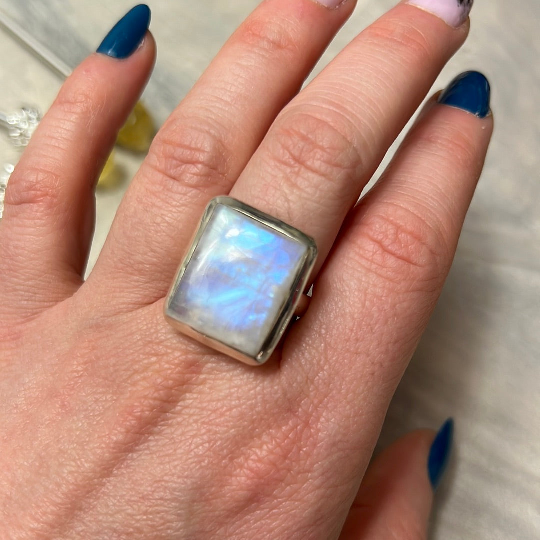 AA Moonstone 925 Silver Ring - Size Q