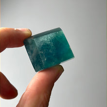 Load image into Gallery viewer, Green Blue Fluorite Freeform
