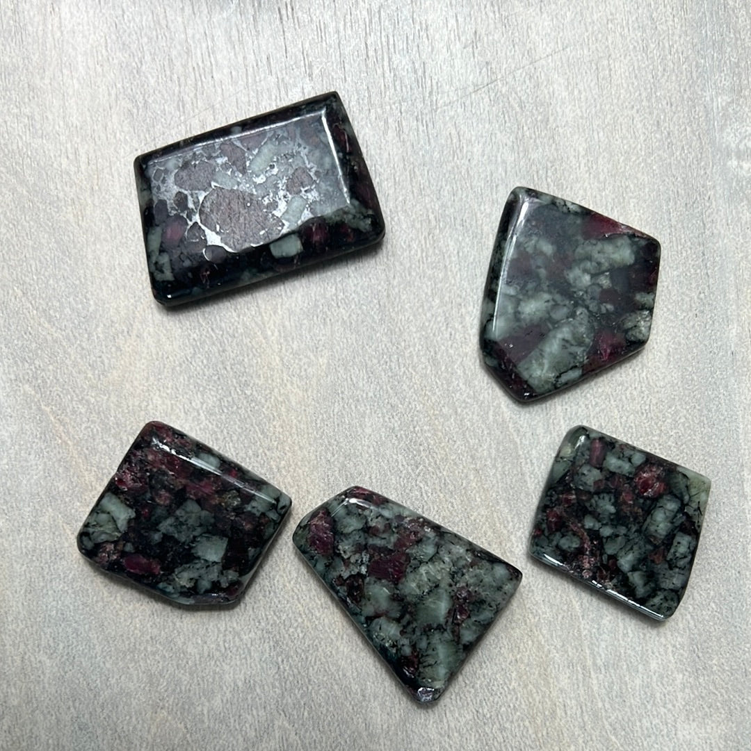 Eudialyte slice tumble