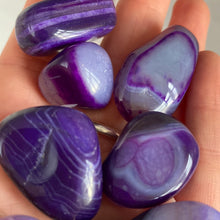 Load image into Gallery viewer, Purple banded agate - Tumblestone Tumbles
