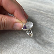 Load image into Gallery viewer, Amethyst Facet - Bi Colour 925 Sterling Silver Ring - Size M - M 1/2
