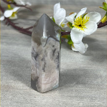 Load image into Gallery viewer, Flower Agate Tower Point
