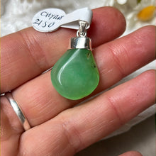 Load image into Gallery viewer, Chrysoprase 925 Sterling Silver Pendant
