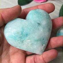 Load image into Gallery viewer, Phoenix Pine Fynchenite Heart
