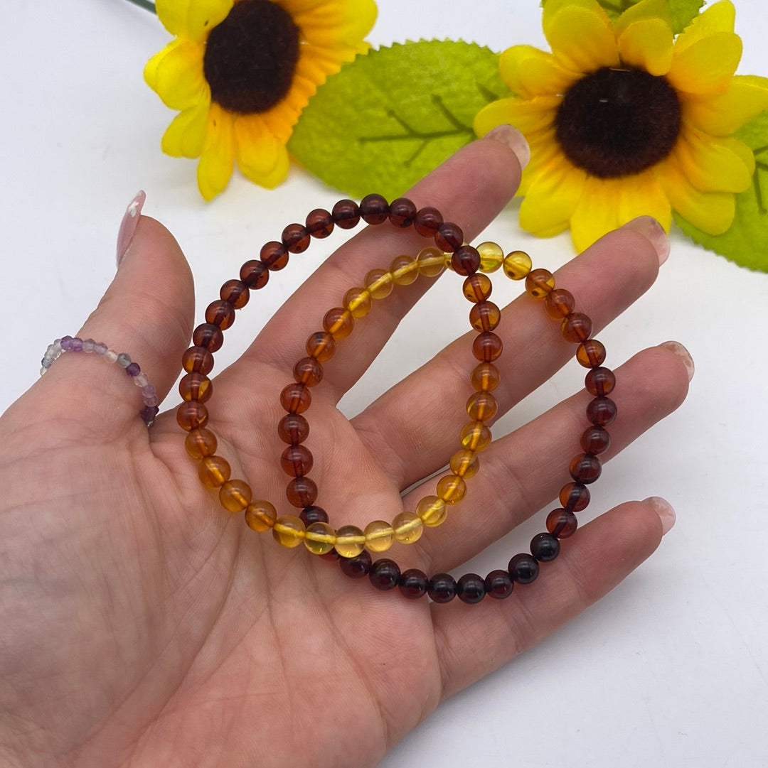 Ombre Amber 5mm Bead Bracelet