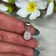 Load image into Gallery viewer, Morganite Facet 925 Sterling Silver Pendant
