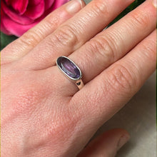 Load image into Gallery viewer, Amethyst Bar Facet 925 Sterling Silver Ring -  Size P 1/2
