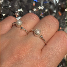 Load image into Gallery viewer, Dainty Adjustable Pearl 925 Silver Ring
