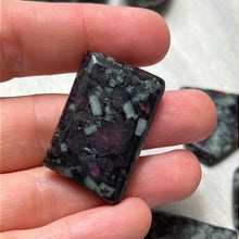 Load image into Gallery viewer, Eudialyte slice tumble
