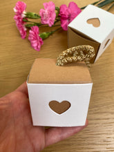Load image into Gallery viewer, Gift Box Heart
