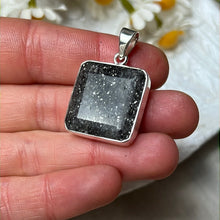 Load image into Gallery viewer, Black Sunstone 925 Sterling Silver Pendant
