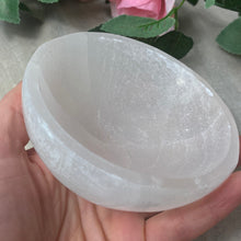 Load image into Gallery viewer, Selenite Charge Charging Bowl - Large
