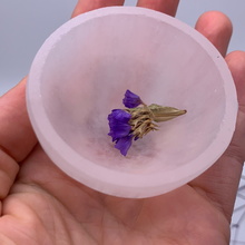 Load image into Gallery viewer, Selenite Charging Bowl - Small
