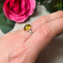 Load image into Gallery viewer, Amber 925 Sterling Silver Ring -  Size L 1/2
