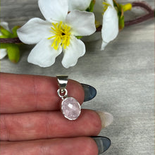 Load image into Gallery viewer, Morganite Facet 925 Sterling Silver Pendant
