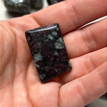 Load image into Gallery viewer, Eudialyte slice tumble
