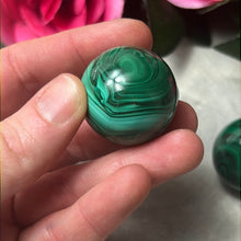 Load image into Gallery viewer, Malachite Spheres
