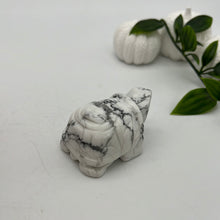 Load image into Gallery viewer, White howlite turtle / tortoise
