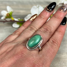 Load image into Gallery viewer, Chrysoprase 925 Sterling Silver Ring -  Size S
