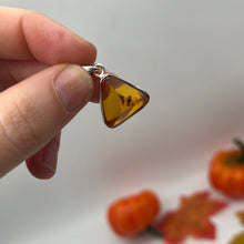 Load image into Gallery viewer, Amber Pendant 925 Silver
